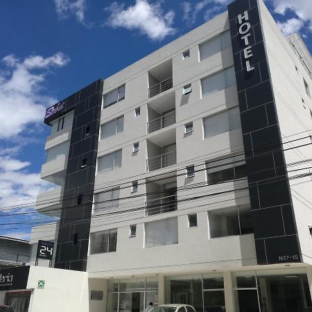 Hotel Sabet キト エクステリア 写真